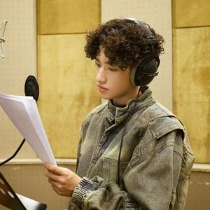 美国女人肛交视频
